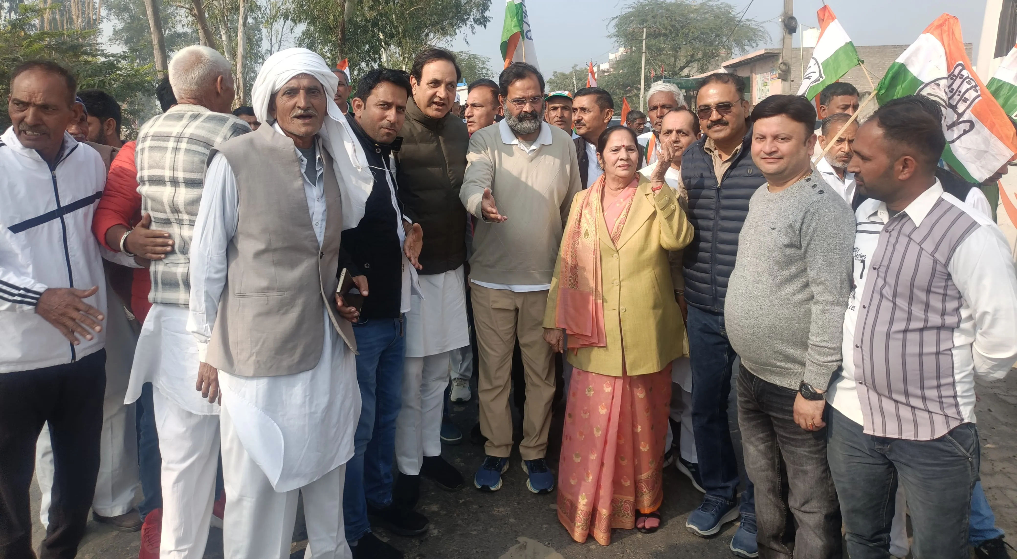 सद्भावना यात्रा का 69वां दिन, 27वें विधानसभा क्षेत्र में प्रवेश, बृजेंद्र सिंह ने तीन मुद्दों पर सरकार को घेरा